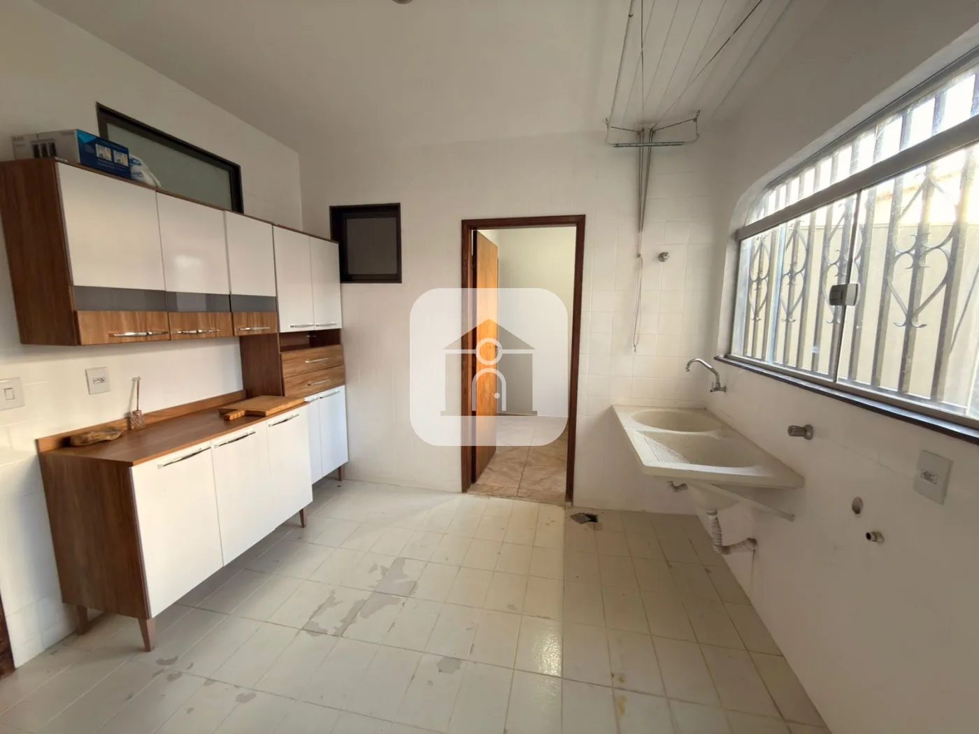 Alugar Apartamento / Padr&atilde;o em Uberl&acirc;ndia R$ 2.300,00 - Foto 5