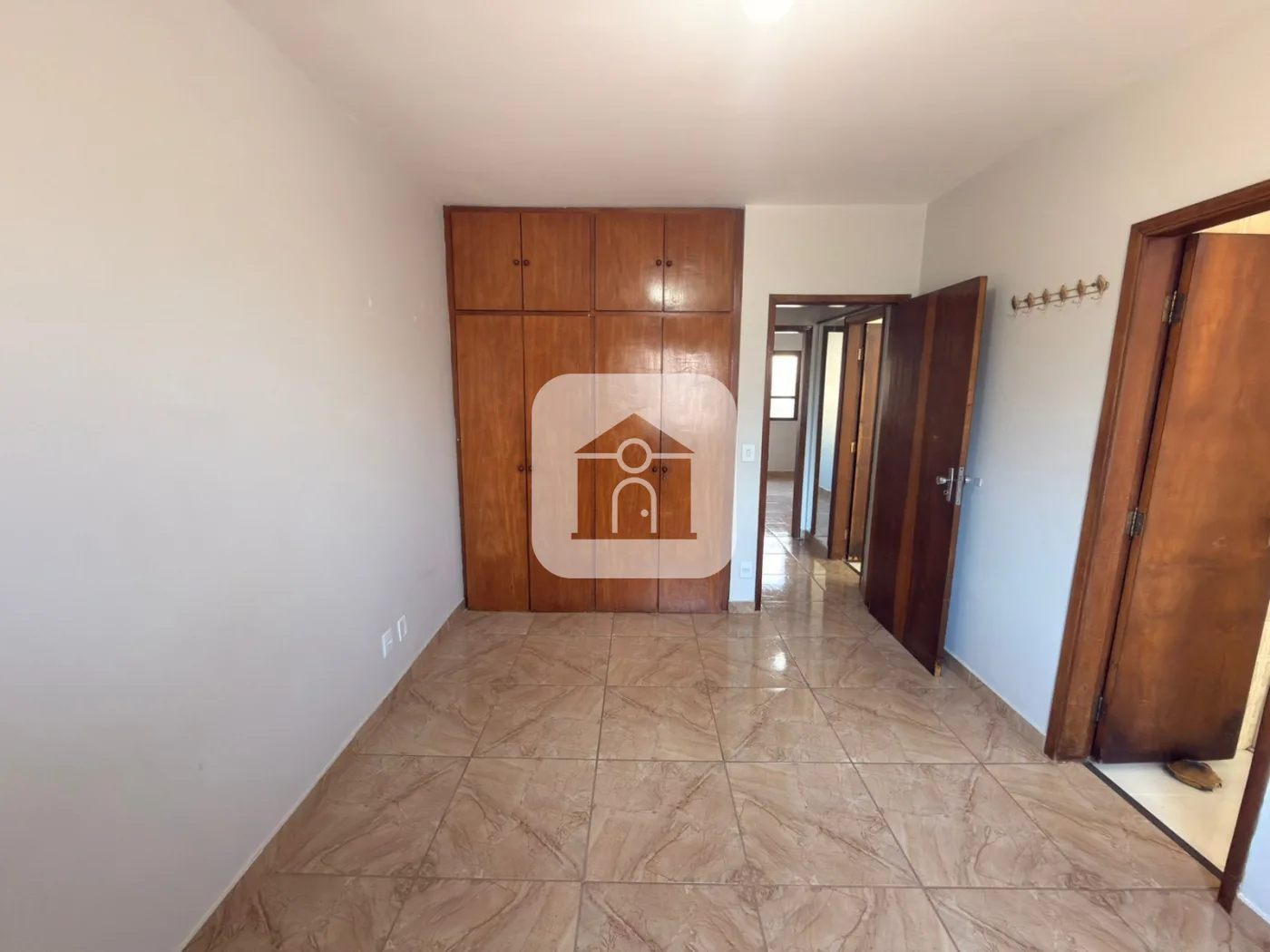 Alugar Apartamento / Padr&atilde;o em Uberl&acirc;ndia R$ 2.300,00 - Foto 11