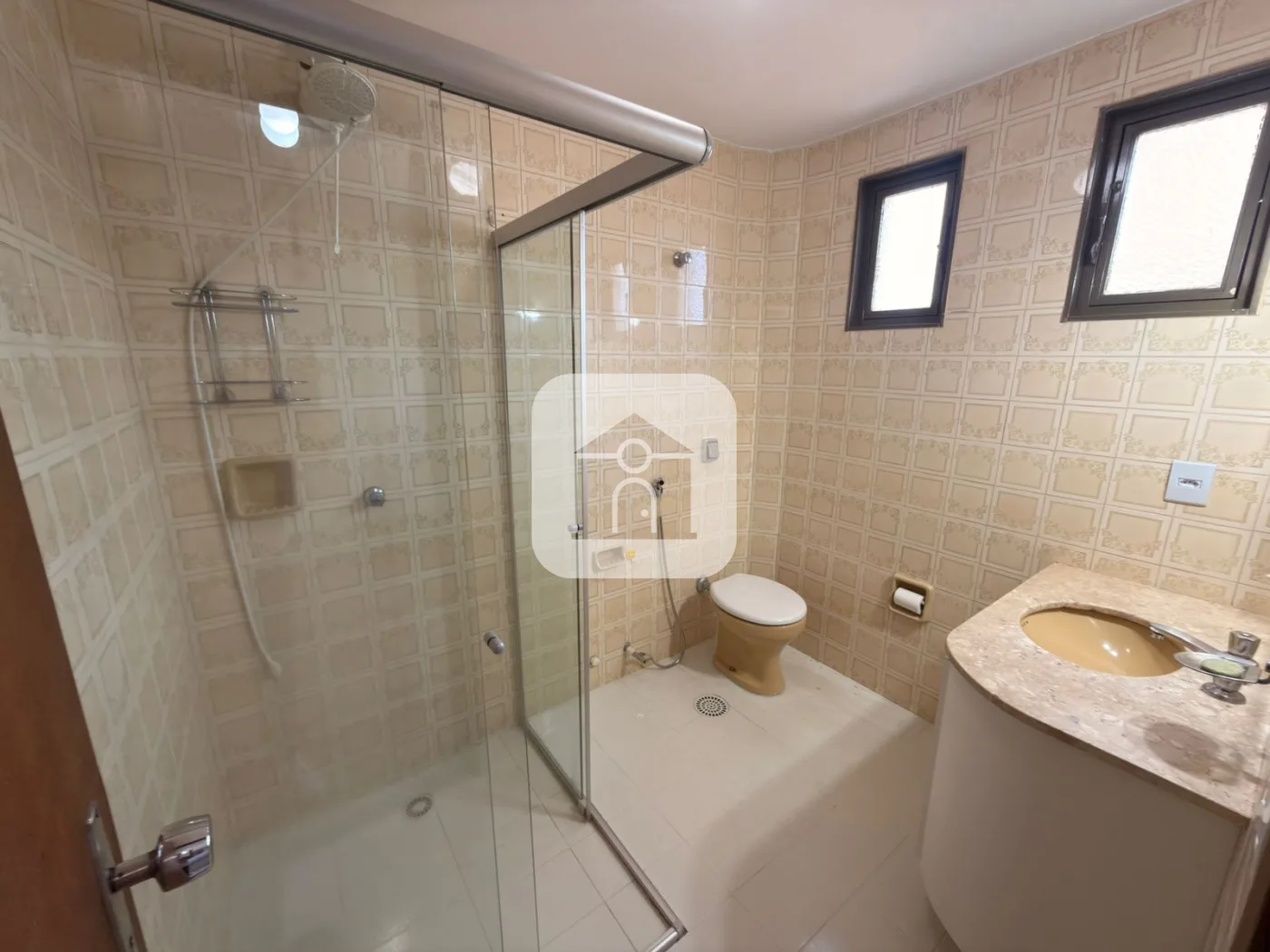 Alugar Apartamento / Padr&atilde;o em Uberl&acirc;ndia R$ 2.300,00 - Foto 14