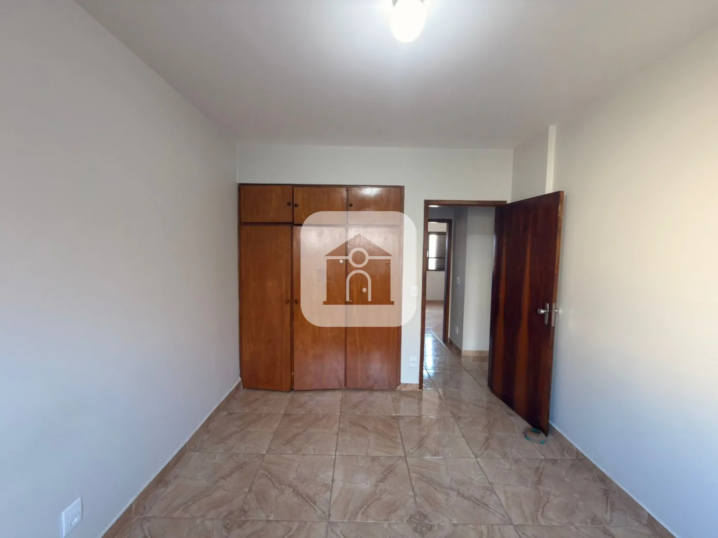 Alugar Apartamento / Padr&atilde;o em Uberl&acirc;ndia R$ 2.300,00 - Foto 17