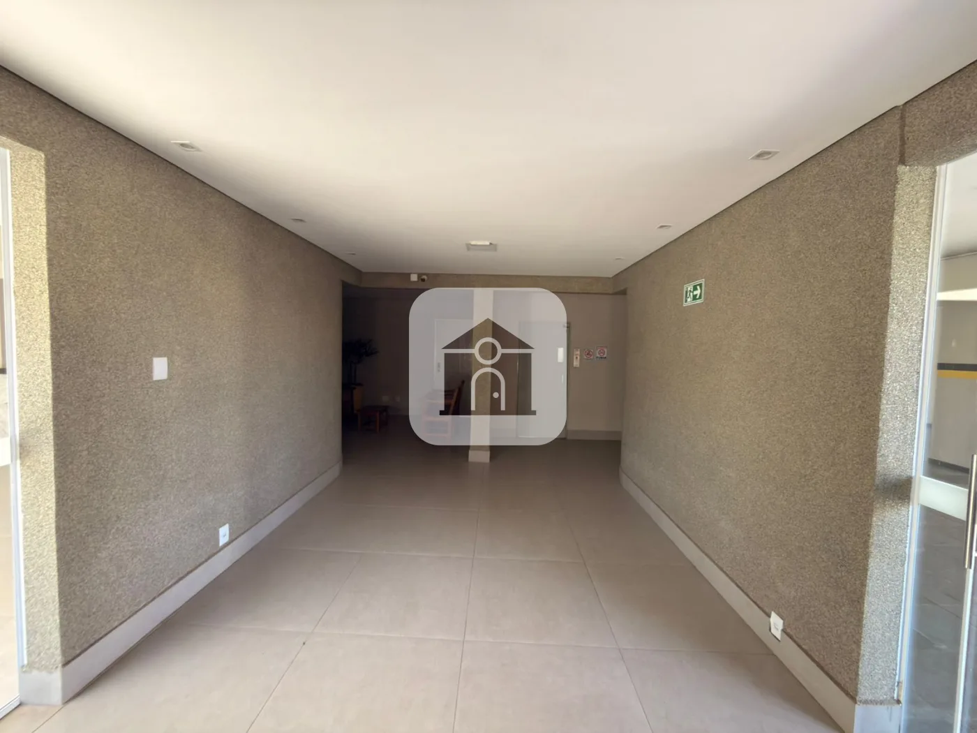 Alugar Apartamento / Padr&atilde;o em Uberl&acirc;ndia R$ 2.300,00 - Foto 25