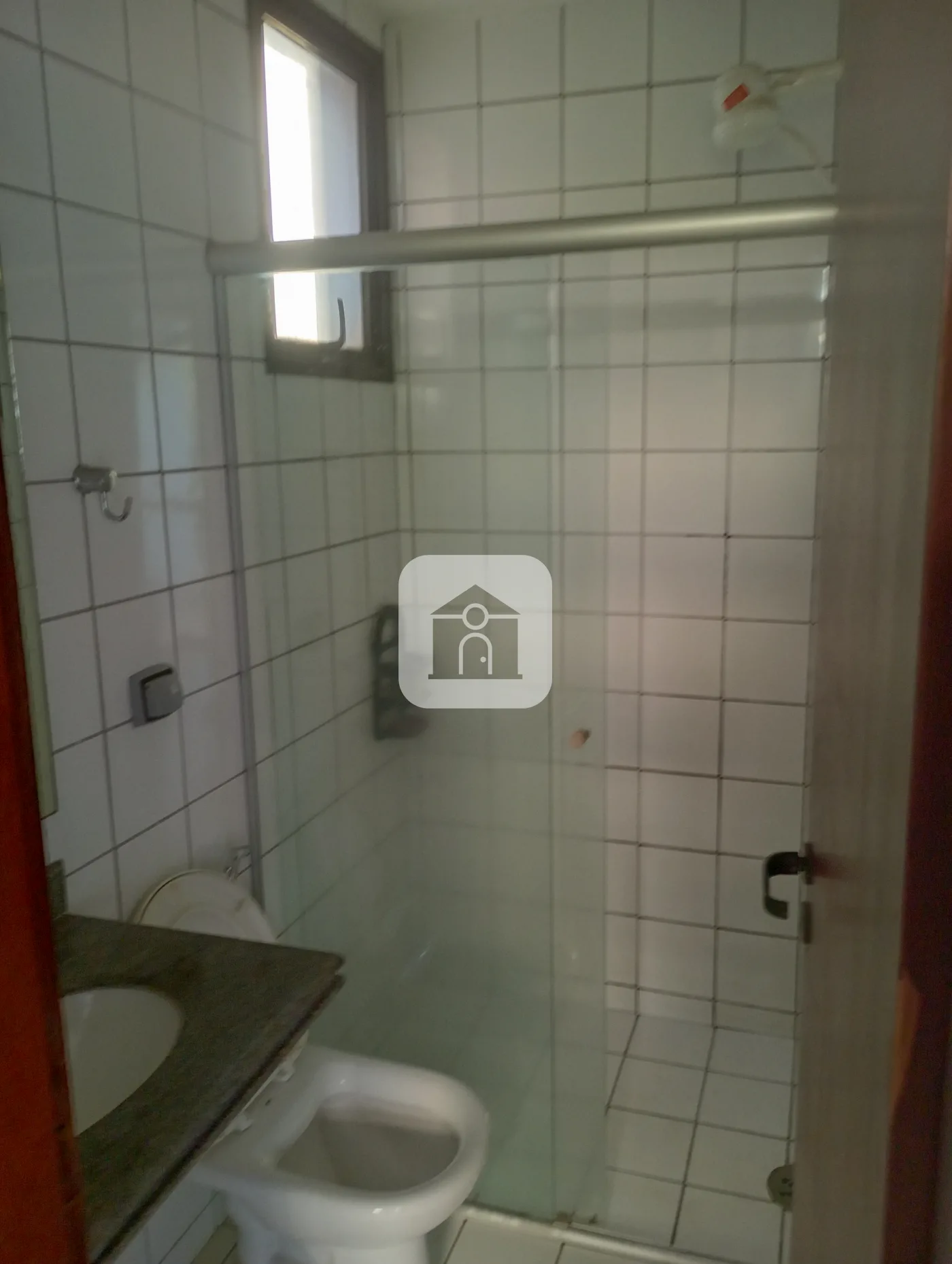 Alugar Apartamento / Padr&atilde;o em Uberlandia R$ 1.100,00 - Foto 10