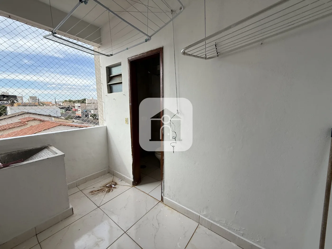 Alugar Apartamento / Padr&atilde;o em Uberl&acirc;ndia R$ 1.700,00 - Foto 14
