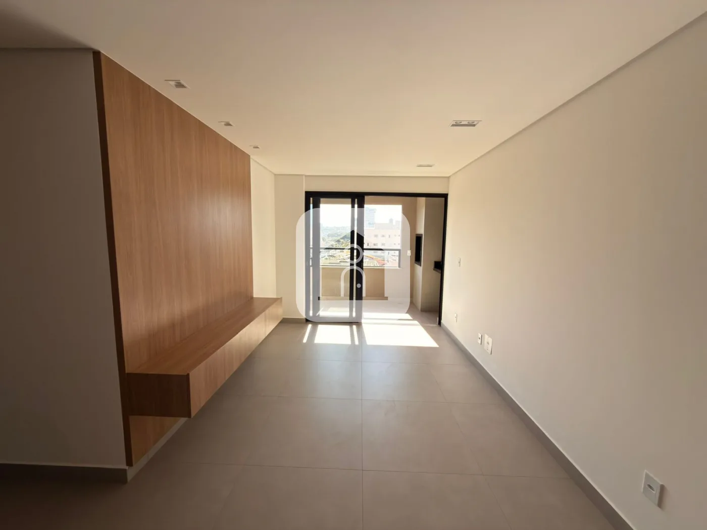 Alugar Apartamento / Padr&atilde;o em Uberl&acirc;ndia R$ 4.500,00 - Foto 2