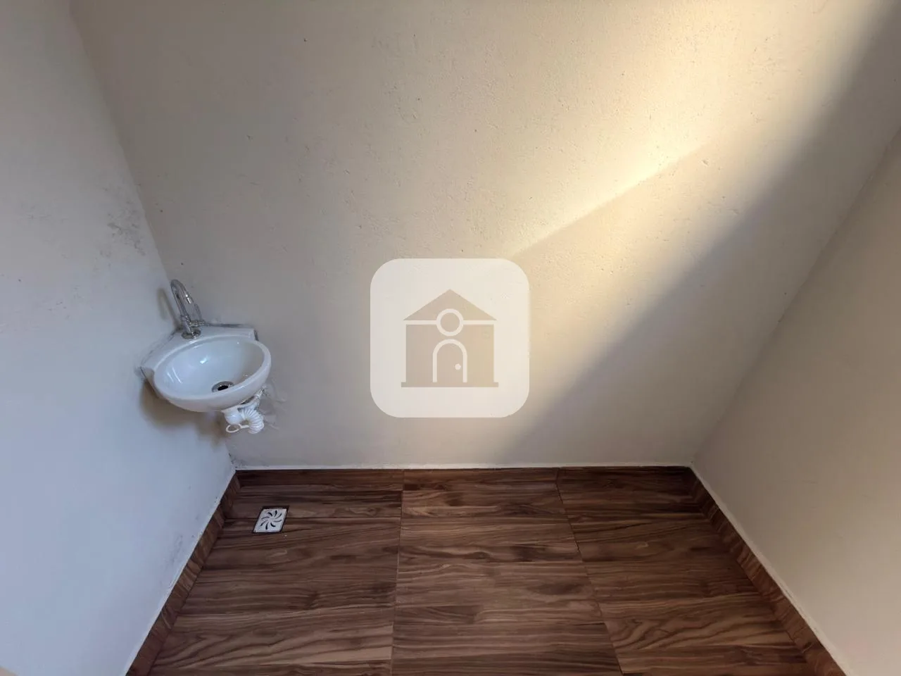 Alugar Comercial / Galp&atilde;o em Uberl&acirc;ndia R$ 11.000,00 - Foto 9