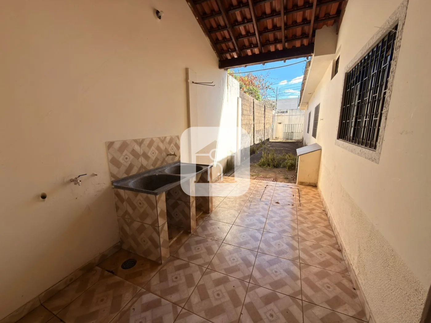 Alugar Casa / Padr&atilde;o em Uberl&acirc;ndia R$ 3.500,00 - Foto 18