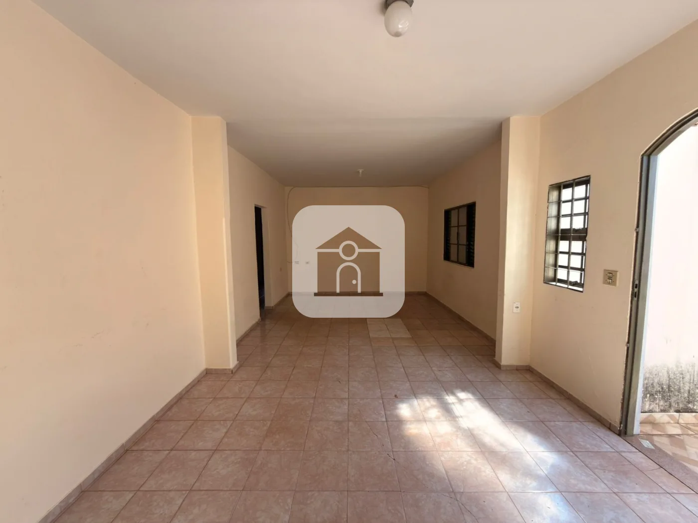 Alugar Casa / Padr&atilde;o em Uberl&acirc;ndia R$ 3.500,00 - Foto 4