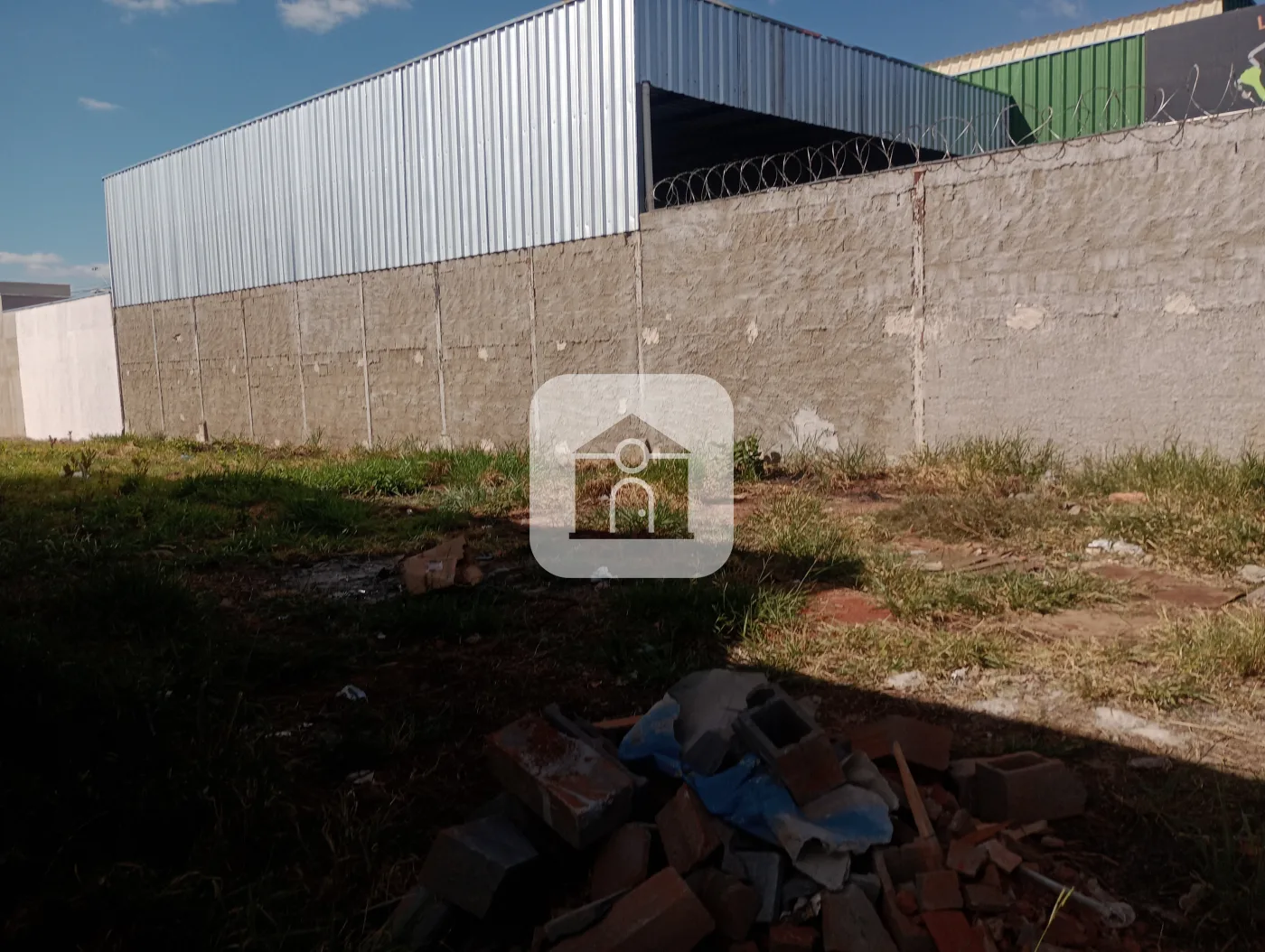Alugar Comercial / Galp&atilde;o em Uberl&acirc;ndia R$ 4.500,00 - Foto 8