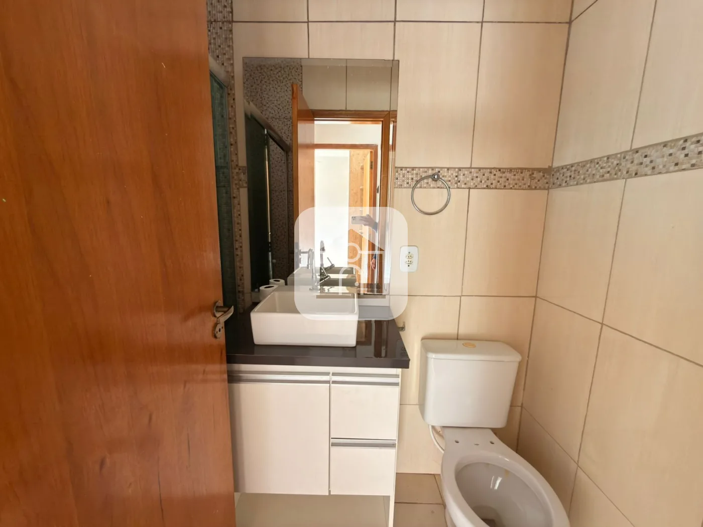 Alugar Casa / Condom&iacute;nio ou Loteamento Fechado em Uberlandia R$ 2.500,00 - Foto 18