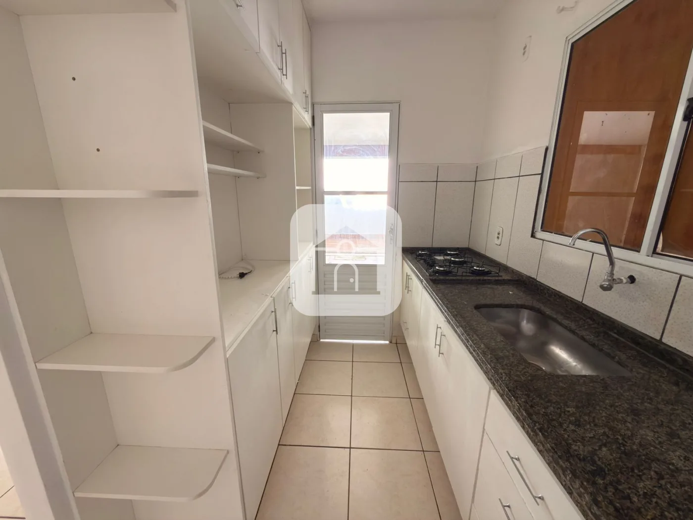 Alugar Casa / Condom&iacute;nio ou Loteamento Fechado em Uberlandia R$ 2.500,00 - Foto 5