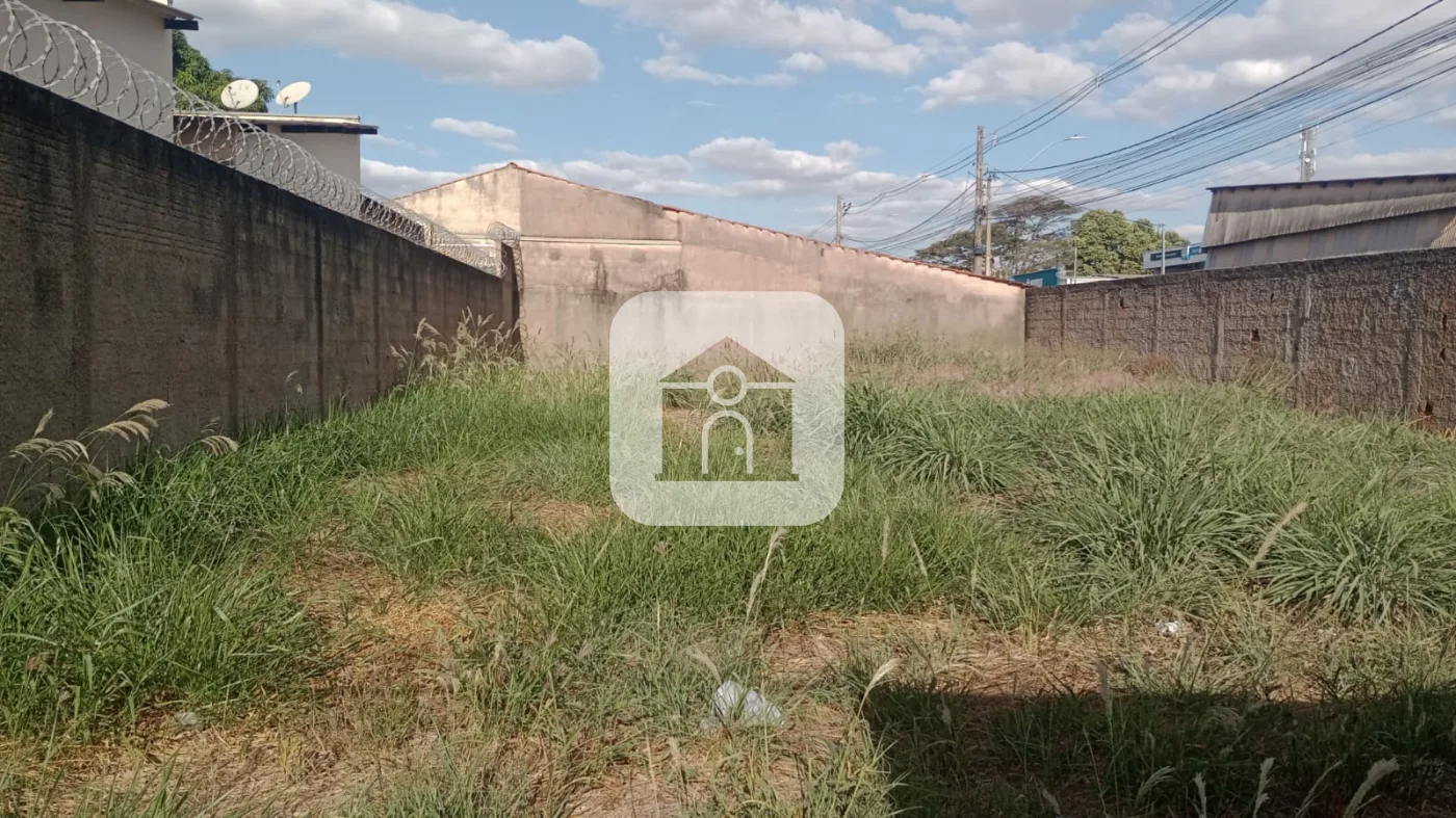 Alugar Terreno / &Aacute;rea em Uberl&acirc;ndia R$ 1.000,00 - Foto 3