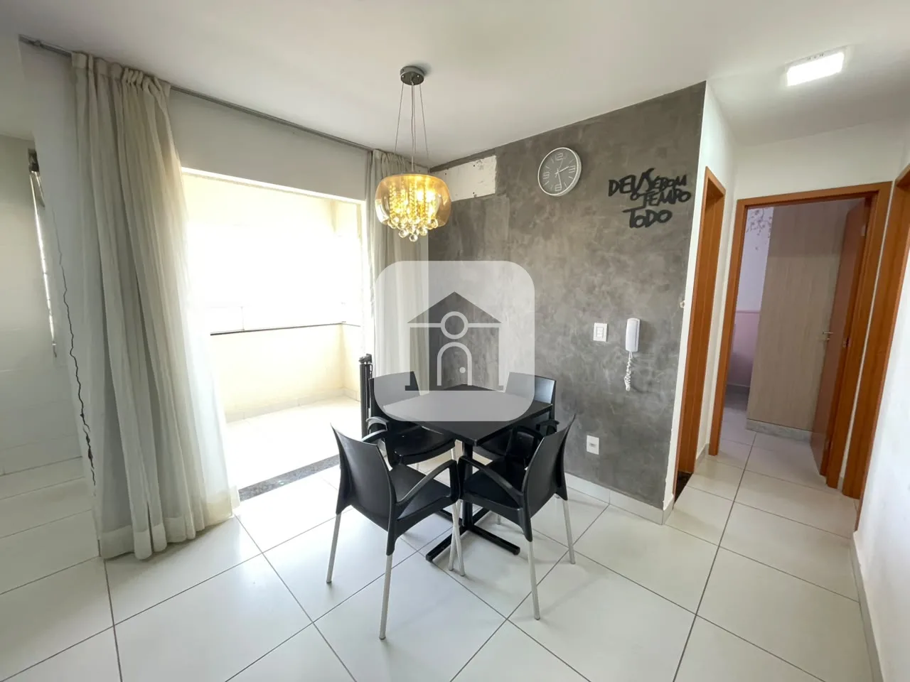 Alugar Apartamento / Padr&atilde;o em Uberlandia R$ 2.500,00 - Foto 2