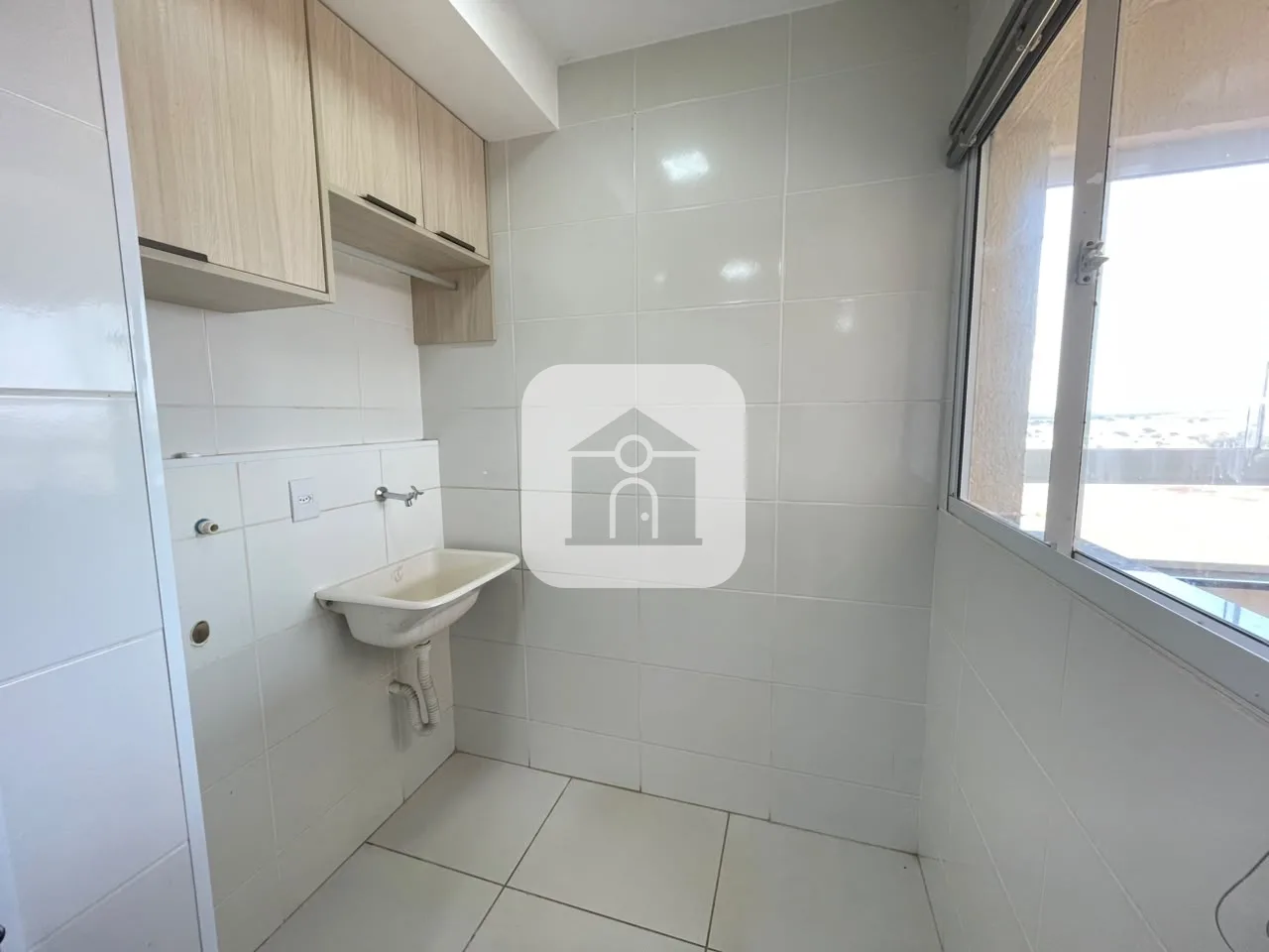 Alugar Apartamento / Padr&atilde;o em Uberlandia R$ 2.500,00 - Foto 4