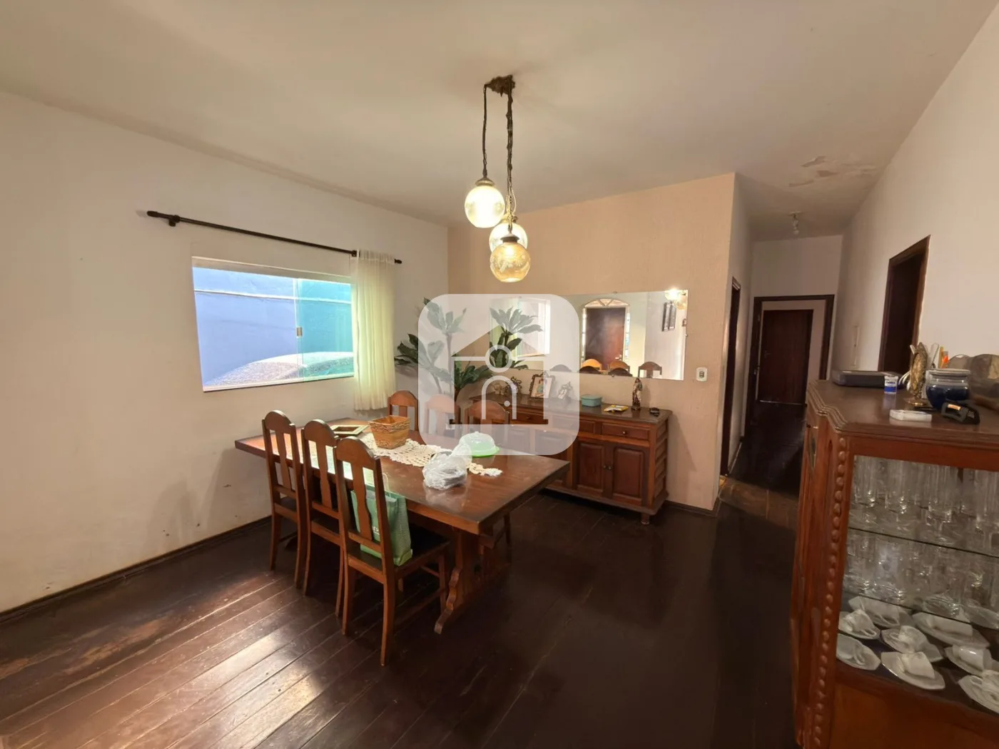 Alugar Casa / Padr&atilde;o em Uberl&acirc;ndia R$ 5.500,00 - Foto 1