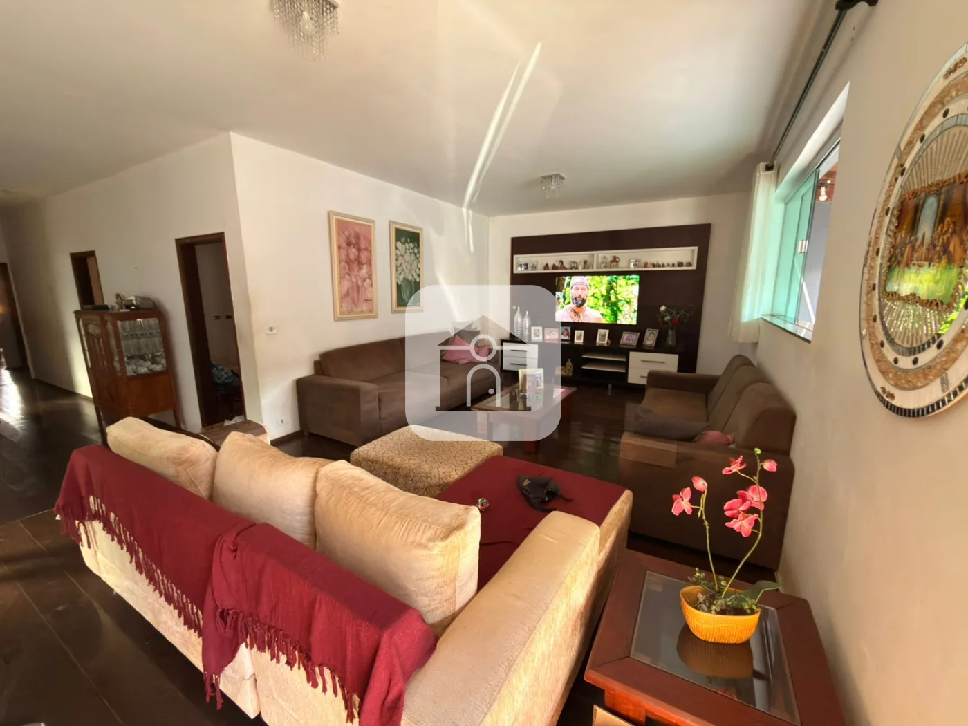 Alugar Casa / Padr&atilde;o em Uberl&acirc;ndia R$ 5.500,00 - Foto 2