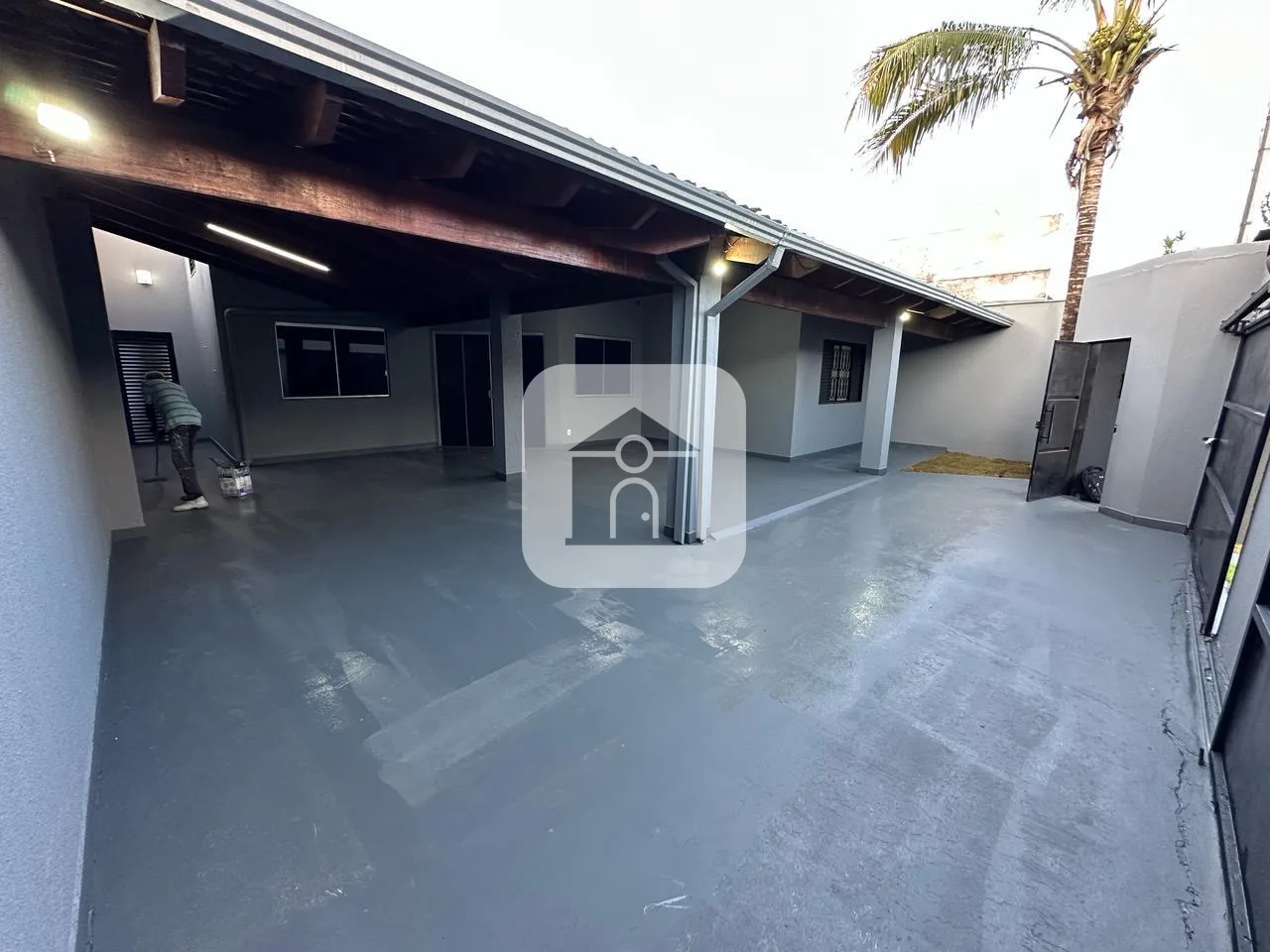 Alugar Casa / Padr&atilde;o em Uberl&acirc;ndia R$ 4.500,00 - Foto 1