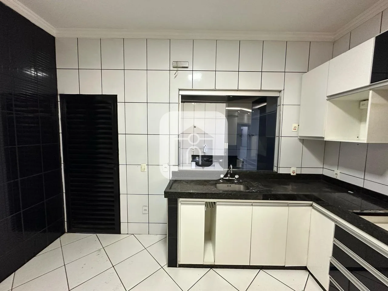 Alugar Casa / Padr&atilde;o em Uberl&acirc;ndia R$ 4.500,00 - Foto 11