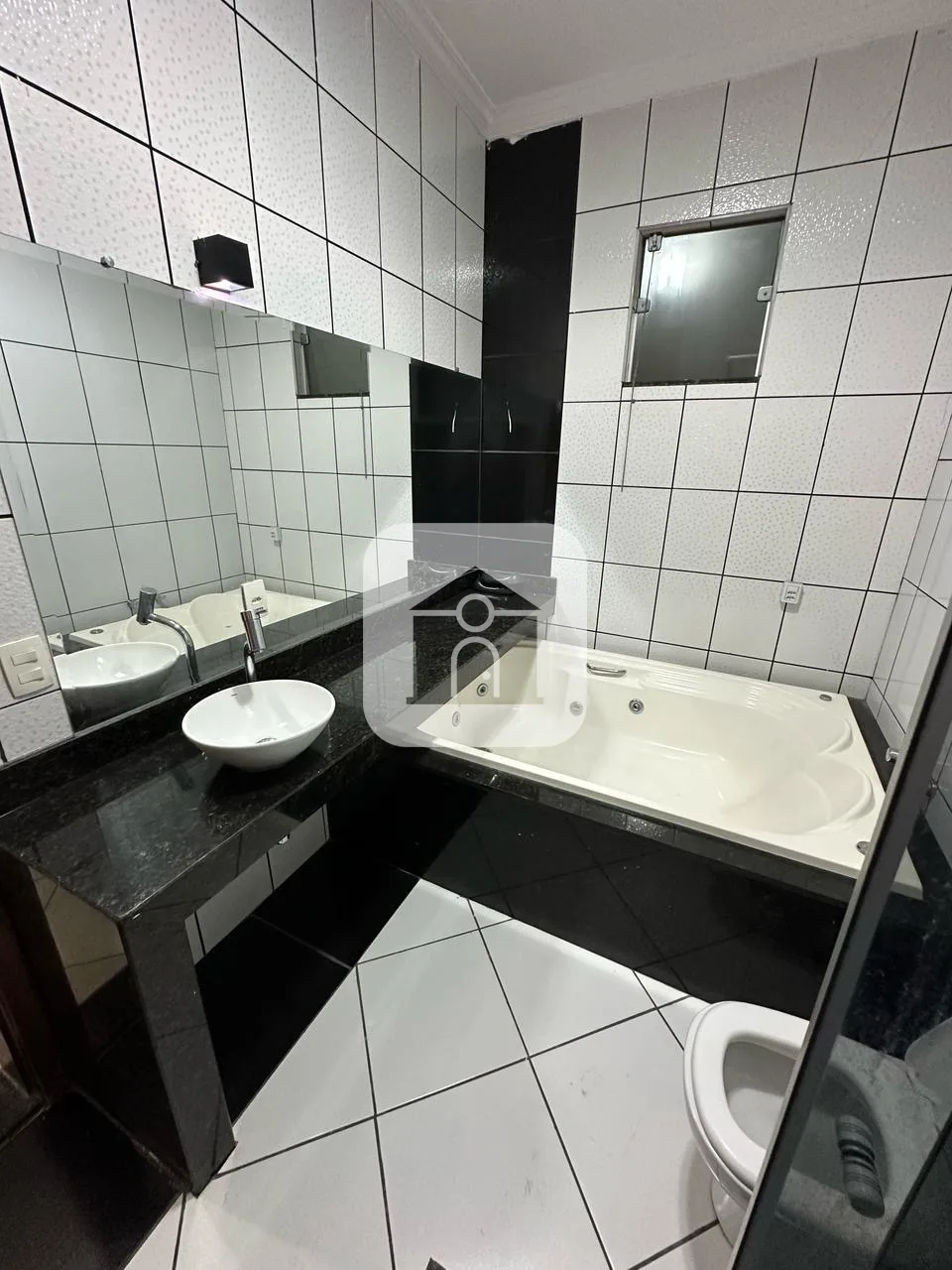 Alugar Casa / Padr&atilde;o em Uberl&acirc;ndia R$ 4.500,00 - Foto 28
