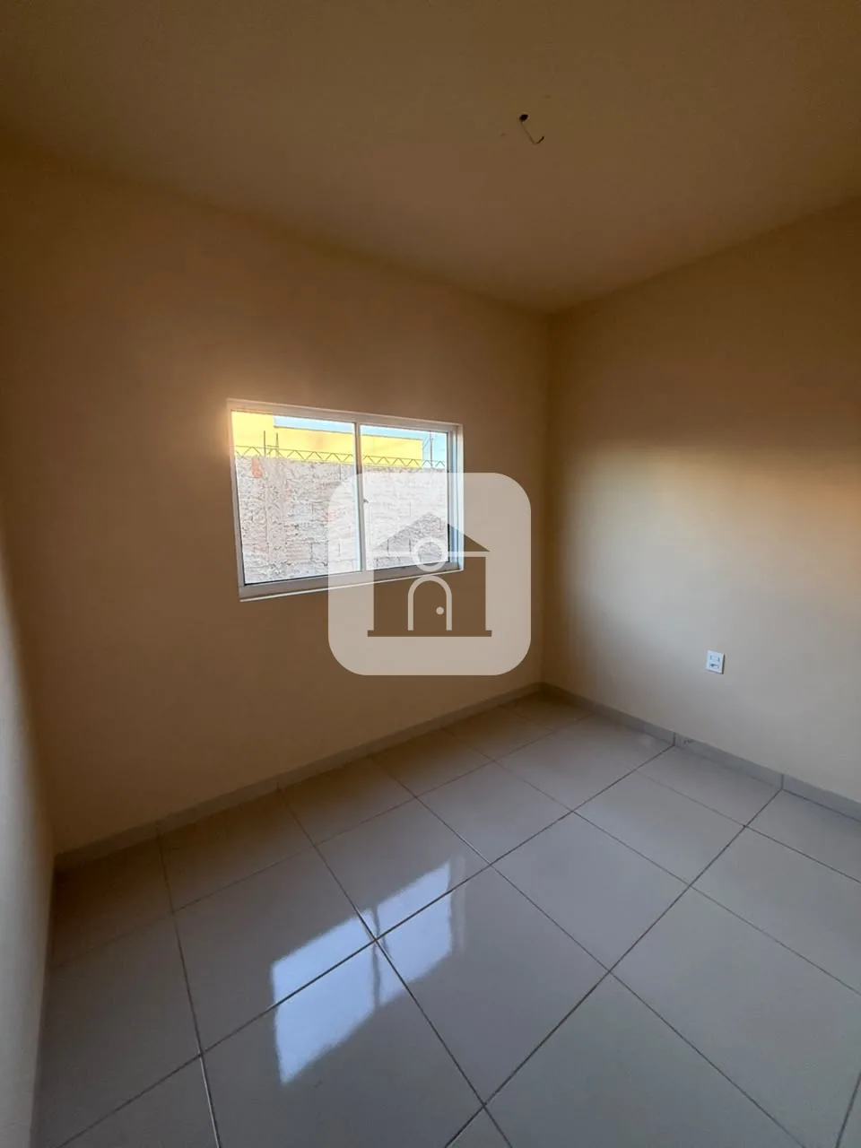 Alugar Casa / Padr&atilde;o em Araguari R$ 1.100,00 - Foto 5