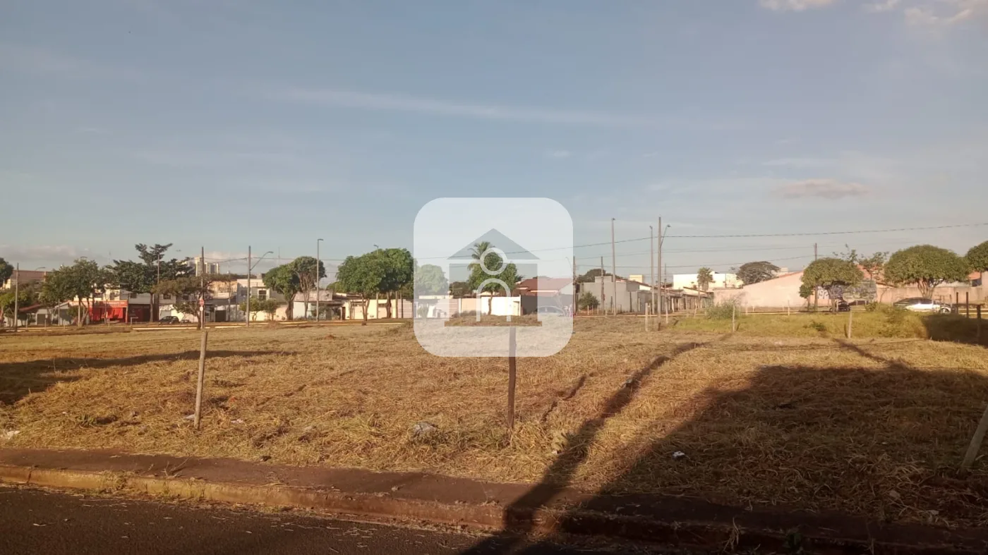 Alugar Terreno / &Aacute;rea em Uberl&acirc;ndia R$ 1.000,00 - Foto 2