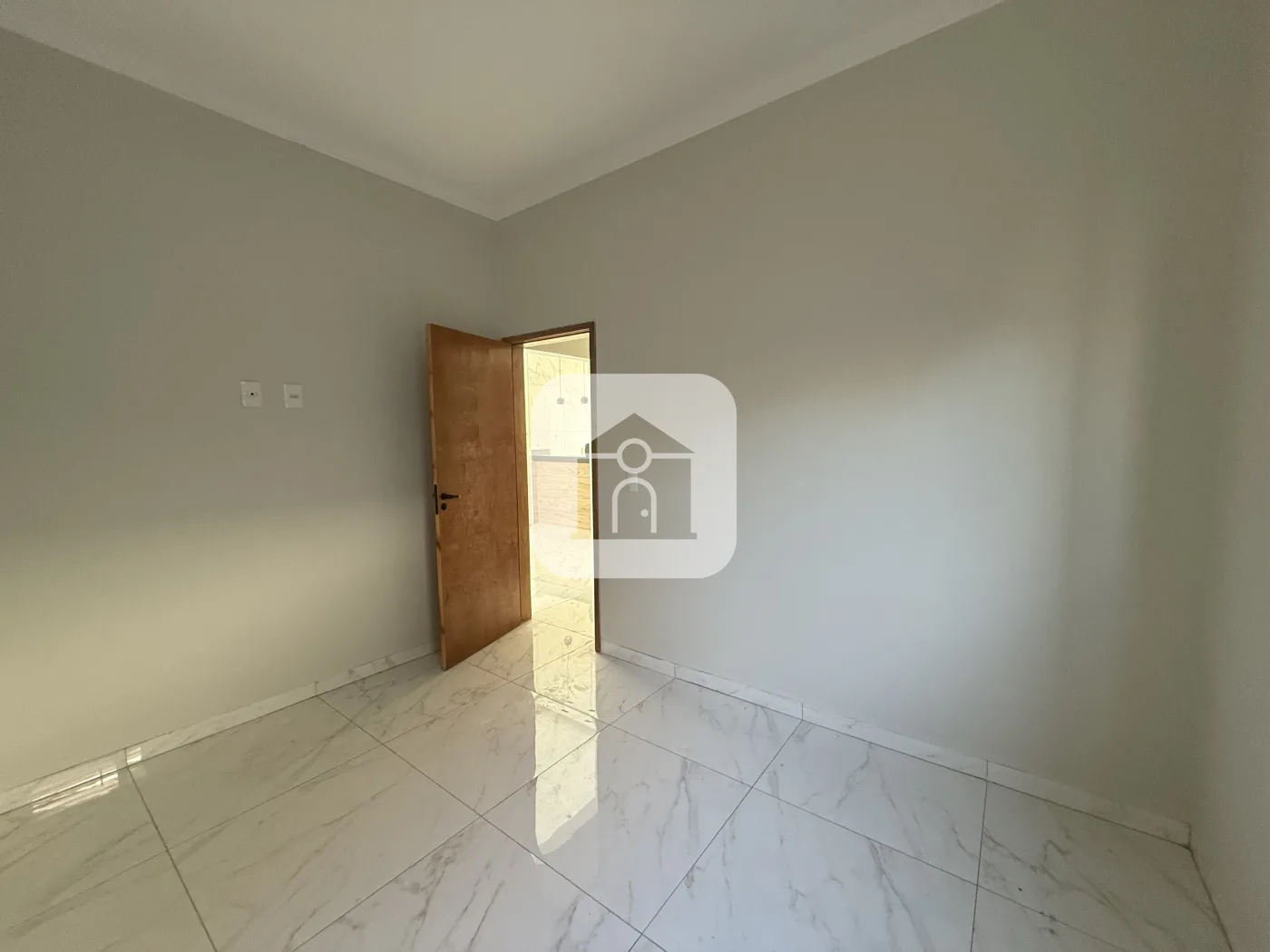 Alugar Casa / Padr&atilde;o em Uberl&acirc;ndia R$ 2.000,00 - Foto 9