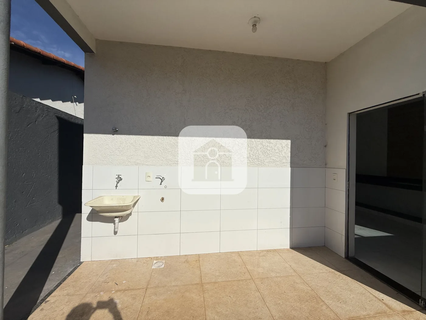 Alugar Casa / Padr&atilde;o em Uberl&acirc;ndia R$ 2.000,00 - Foto 12