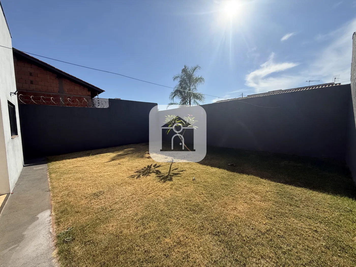 Alugar Casa / Padr&atilde;o em Uberl&acirc;ndia R$ 2.000,00 - Foto 14