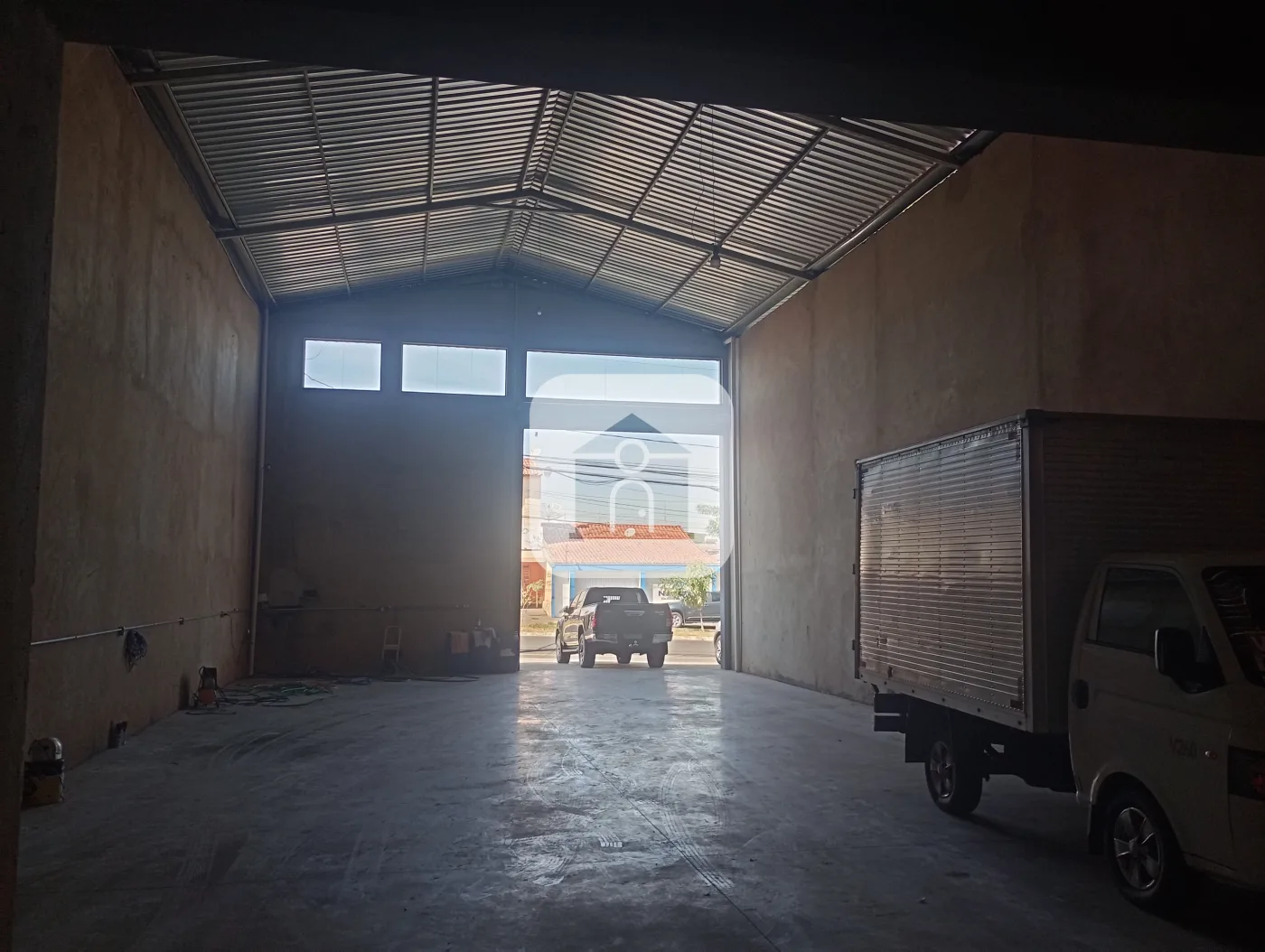 Alugar Comercial / Galp&atilde;o em Uberl&acirc;ndia R$ 11.000,00 - Foto 1