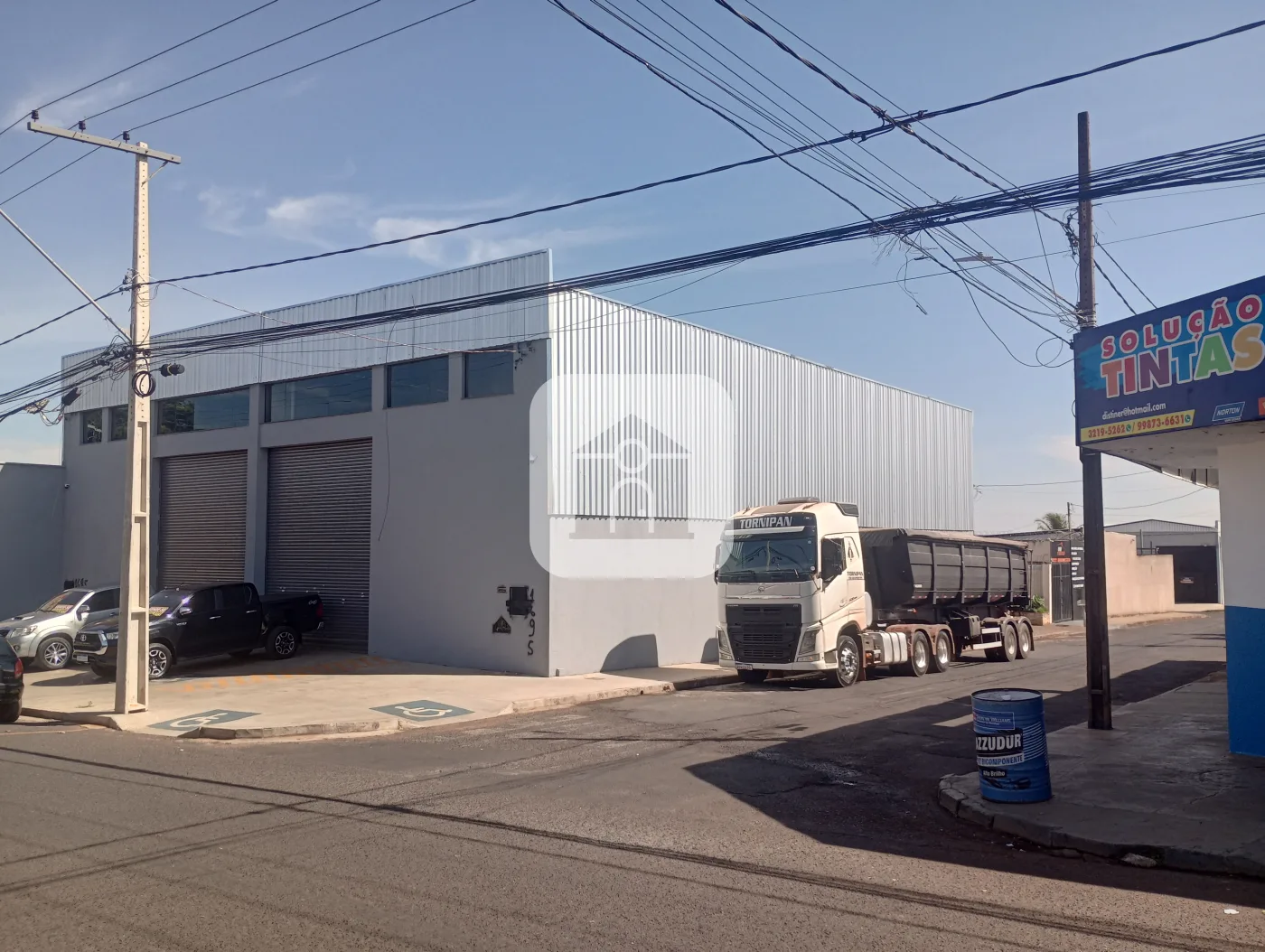 Alugar Comercial / Galp&atilde;o em Uberl&acirc;ndia R$ 11.000,00 - Foto 4