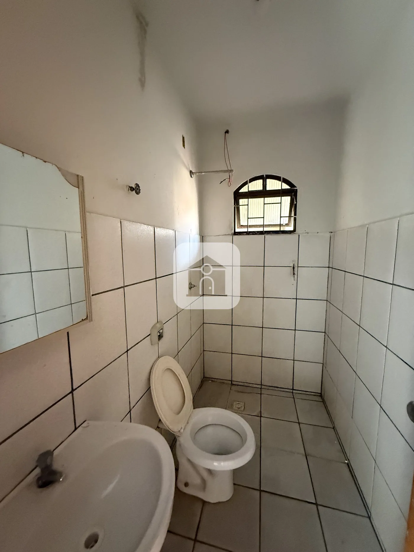 Alugar Casa / Padr&atilde;o em Uberl&acirc;ndia R$ 1.200,00 - Foto 5