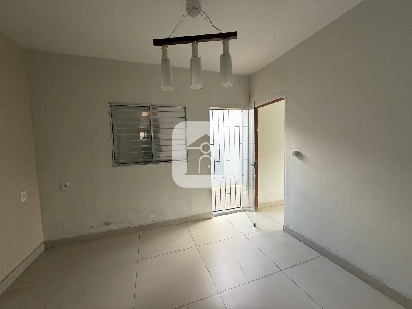 Alugar Casa / Padr&atilde;o em Uberl&acirc;ndia R$ 1.650,00 - Foto 9