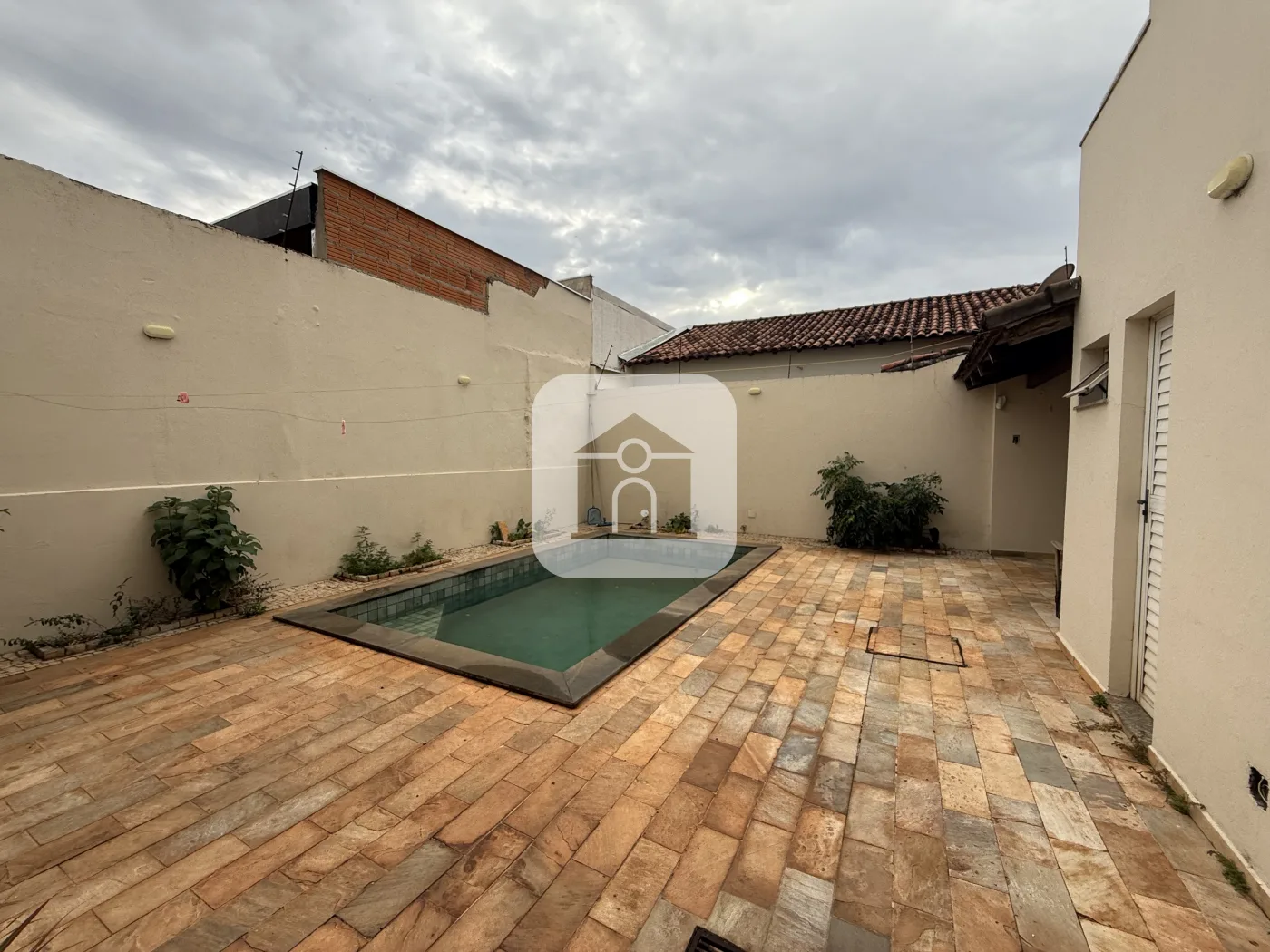 Alugar Casa / Sobrado em Uberl&acirc;ndia R$ 4.500,00 - Foto 21