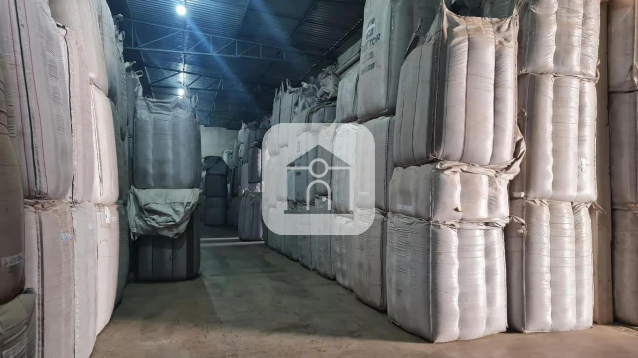 Comprar Comercial / Barrac&atilde;o em Araguari R$ 10.000.000,00 - Foto 14