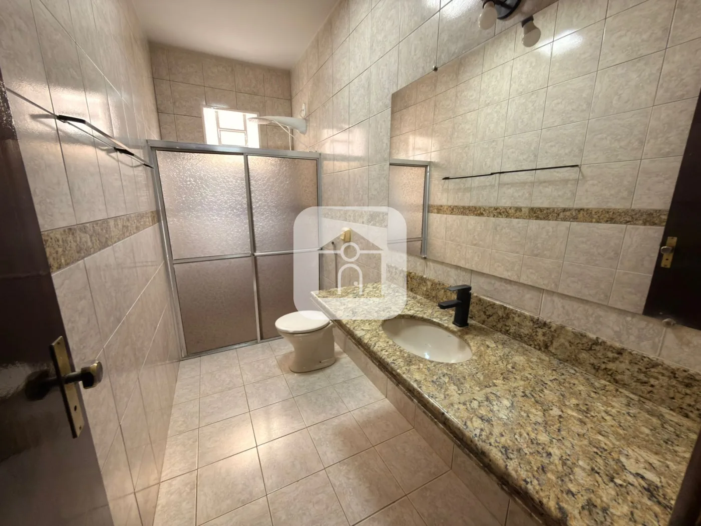 Alugar Casa / Padr&atilde;o em Uberl&acirc;ndia R$ 2.800,00 - Foto 16