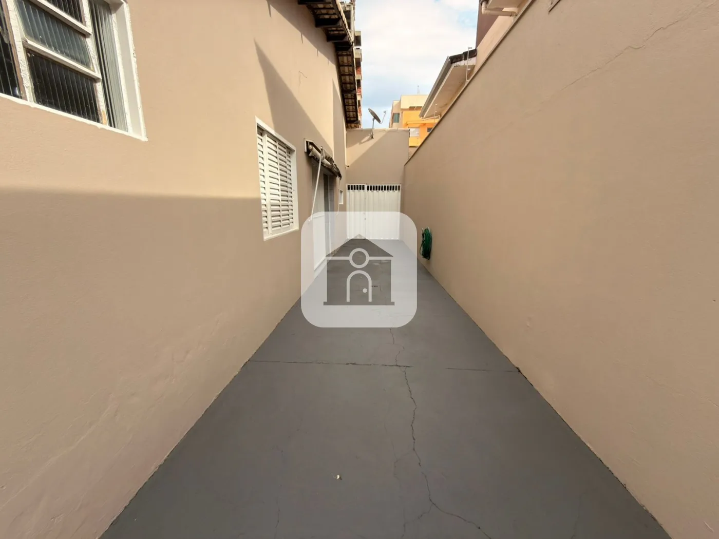 Alugar Casa / Padr&atilde;o em Uberl&acirc;ndia R$ 2.800,00 - Foto 21