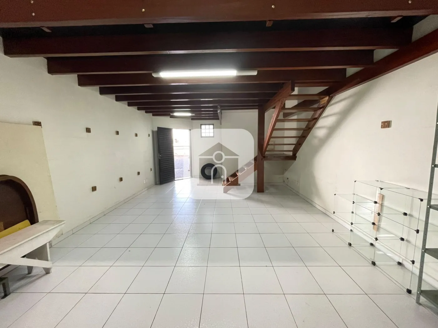 Alugar Comercial / Loja em Uberl&acirc;ndia R$ 2.200,00 - Foto 4