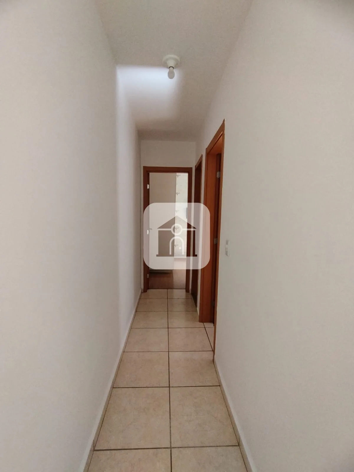 Alugar Apartamento / Padr&atilde;o em Uberl&acirc;ndia R$ 1.600,00 - Foto 6