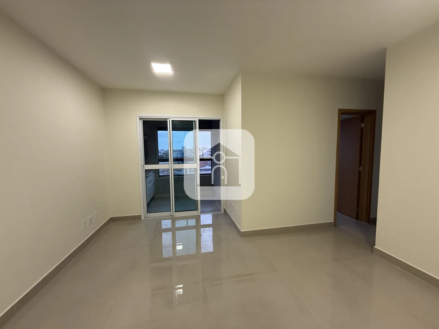 Alugar Apartamento / Padr&atilde;o em Uberl&acirc;ndia R$ 3.200,00 - Foto 7
