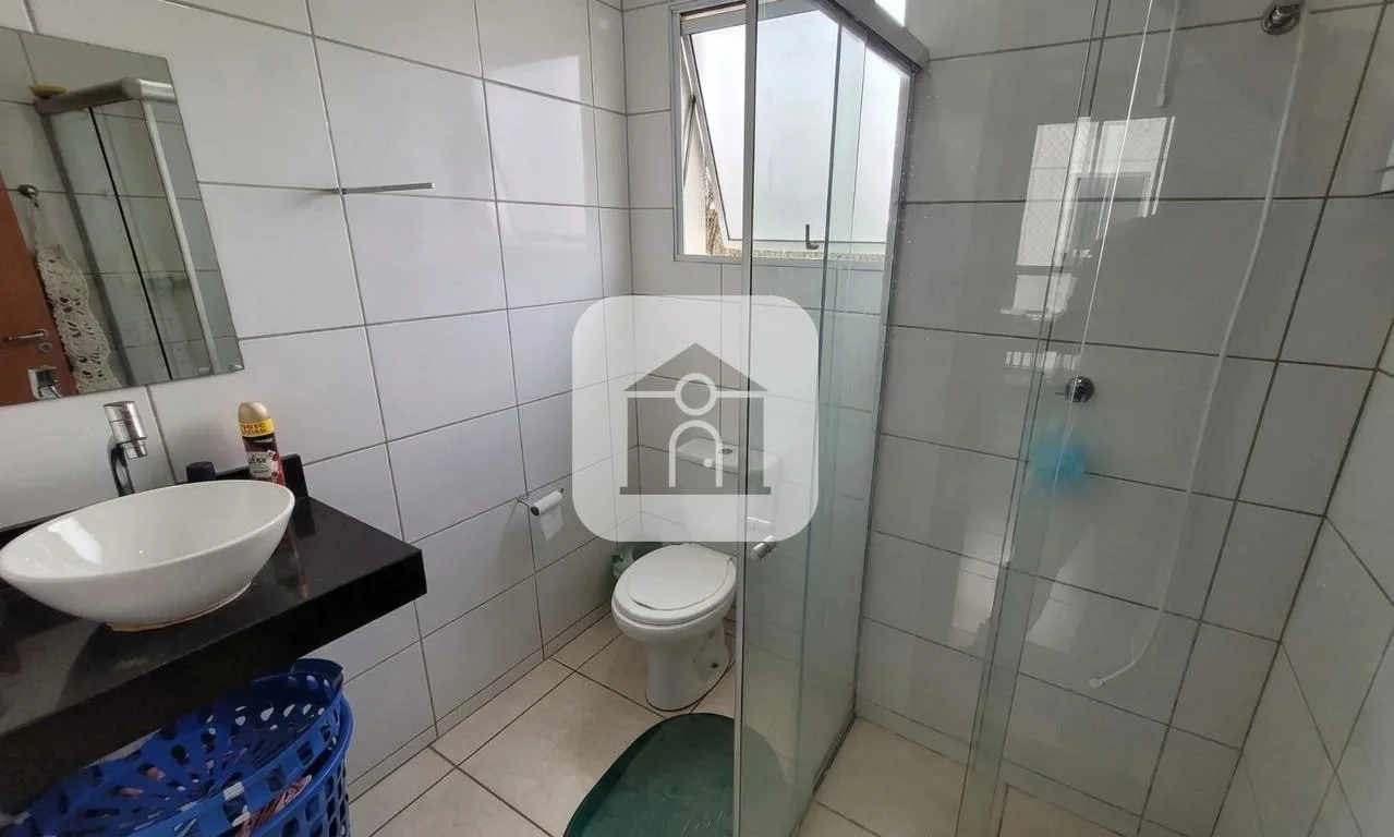 Comprar Apartamento / Padr&atilde;o em Uberlandia R$ 235.000,00 - Foto 8