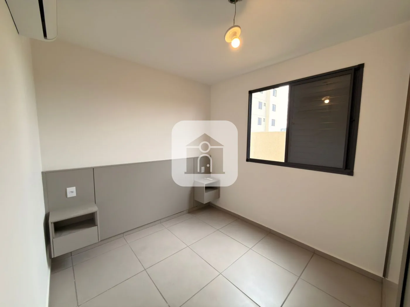 Alugar Apartamento / Padr&atilde;o em Uberl&acirc;ndia R$ 2.200,00 - Foto 8