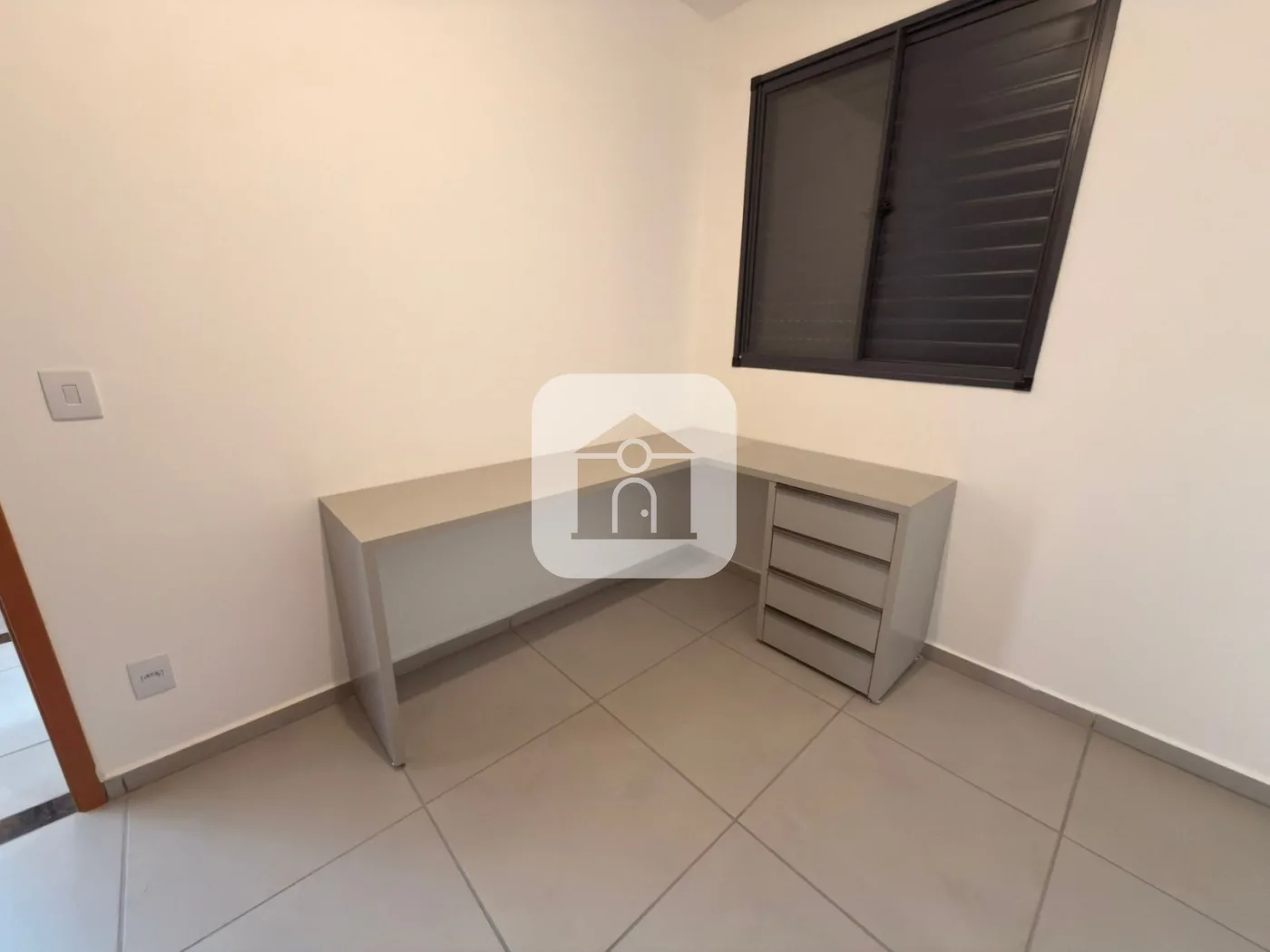 Alugar Apartamento / Padr&atilde;o em Uberl&acirc;ndia R$ 2.200,00 - Foto 14