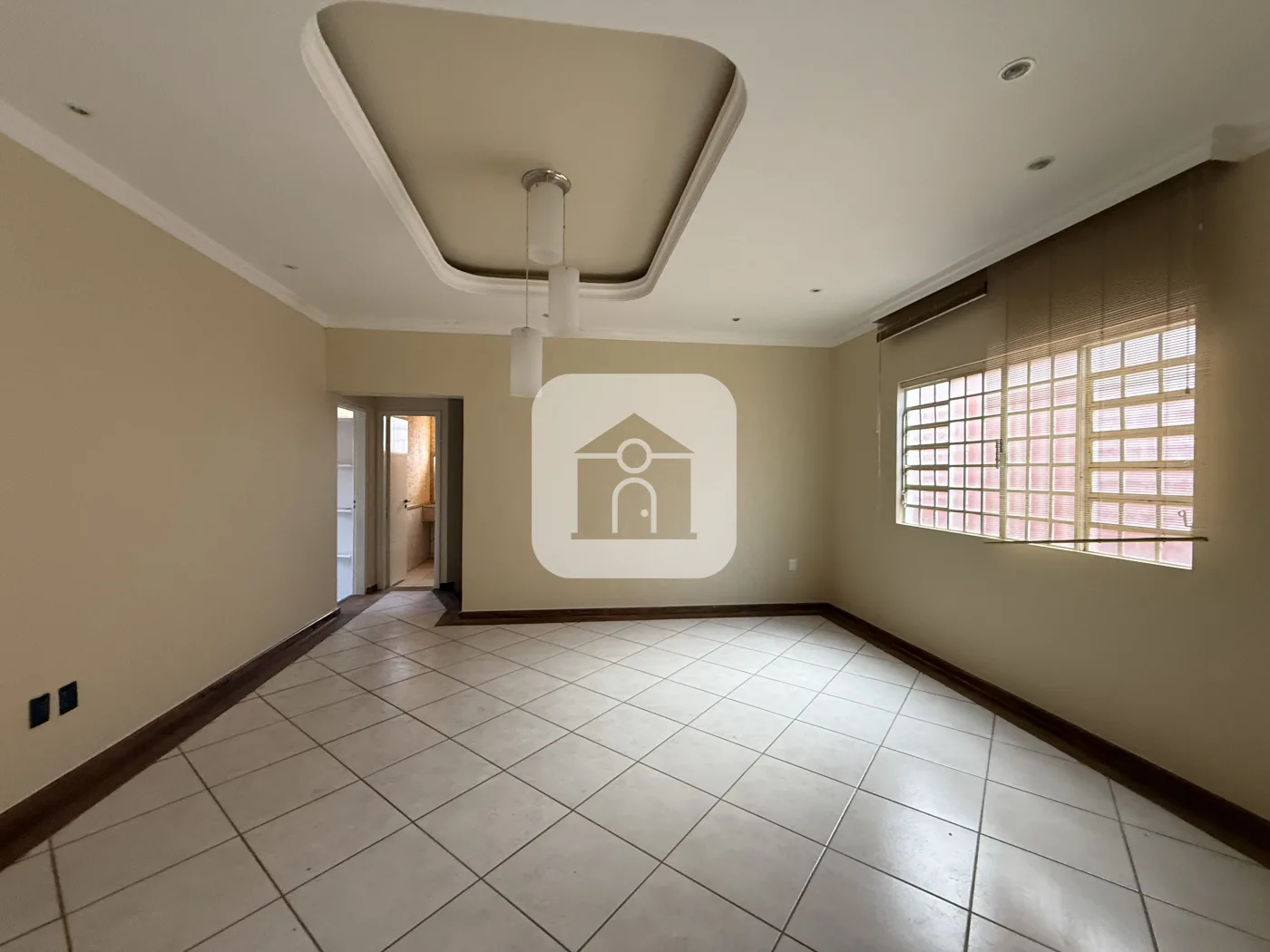 Alugar Casa / Padr&atilde;o em Uberl&acirc;ndia R$ 3.600,00 - Foto 15