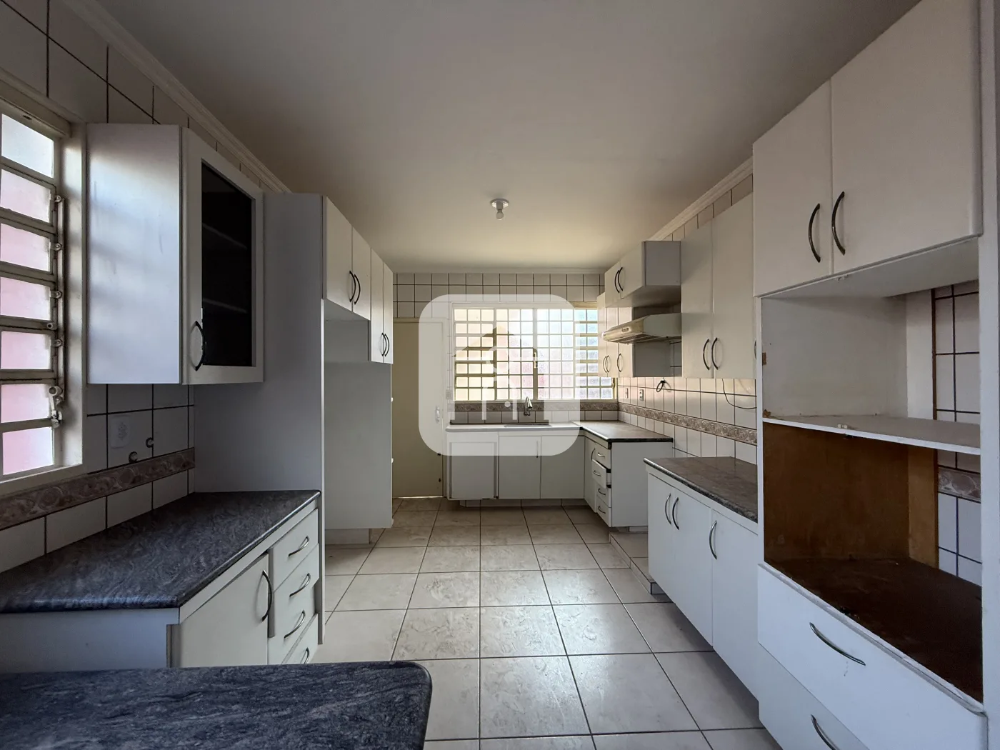 Alugar Casa / Padr&atilde;o em Uberl&acirc;ndia R$ 3.600,00 - Foto 18