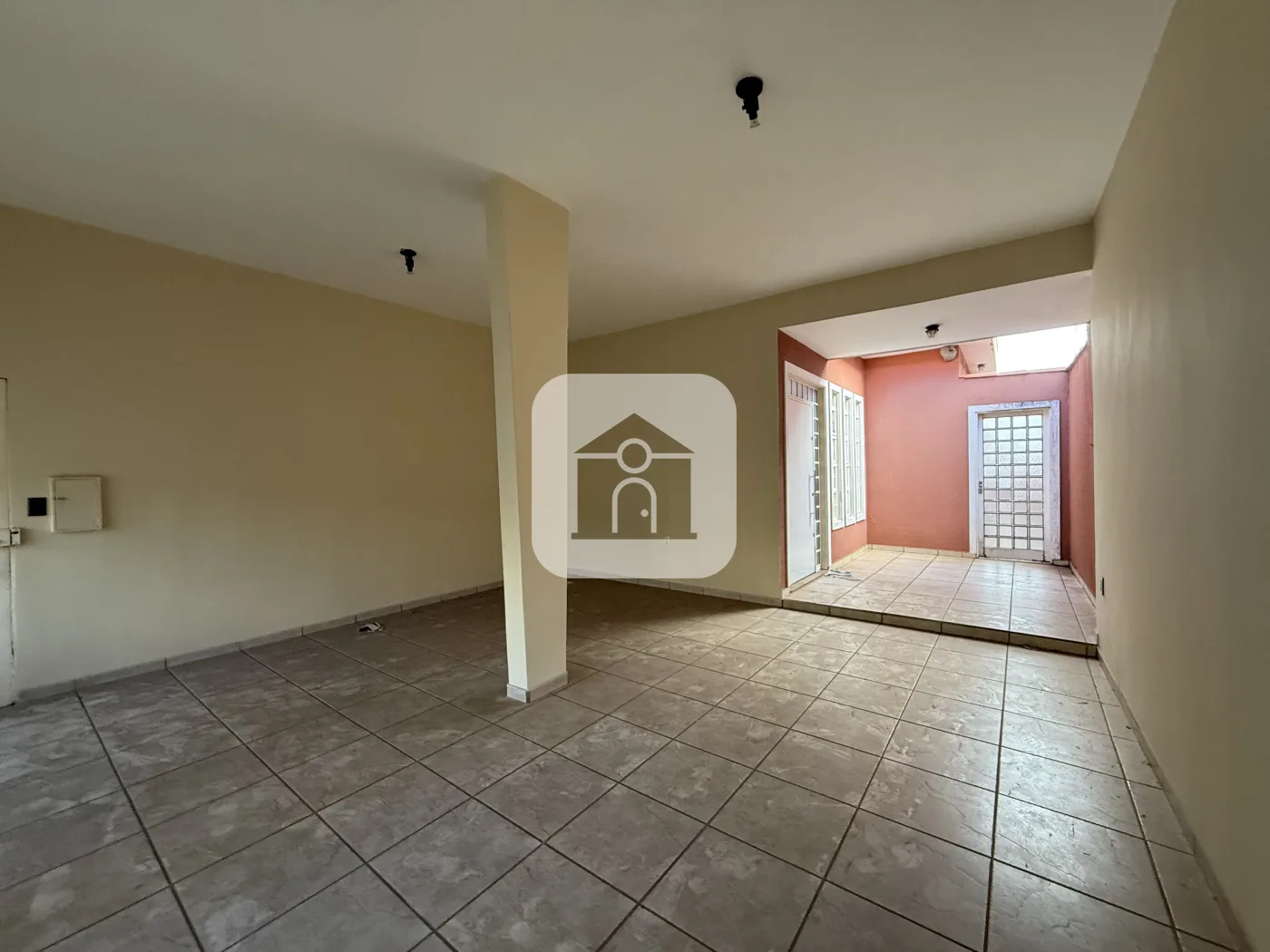 Alugar Casa / Padr&atilde;o em Uberl&acirc;ndia R$ 3.600,00 - Foto 19