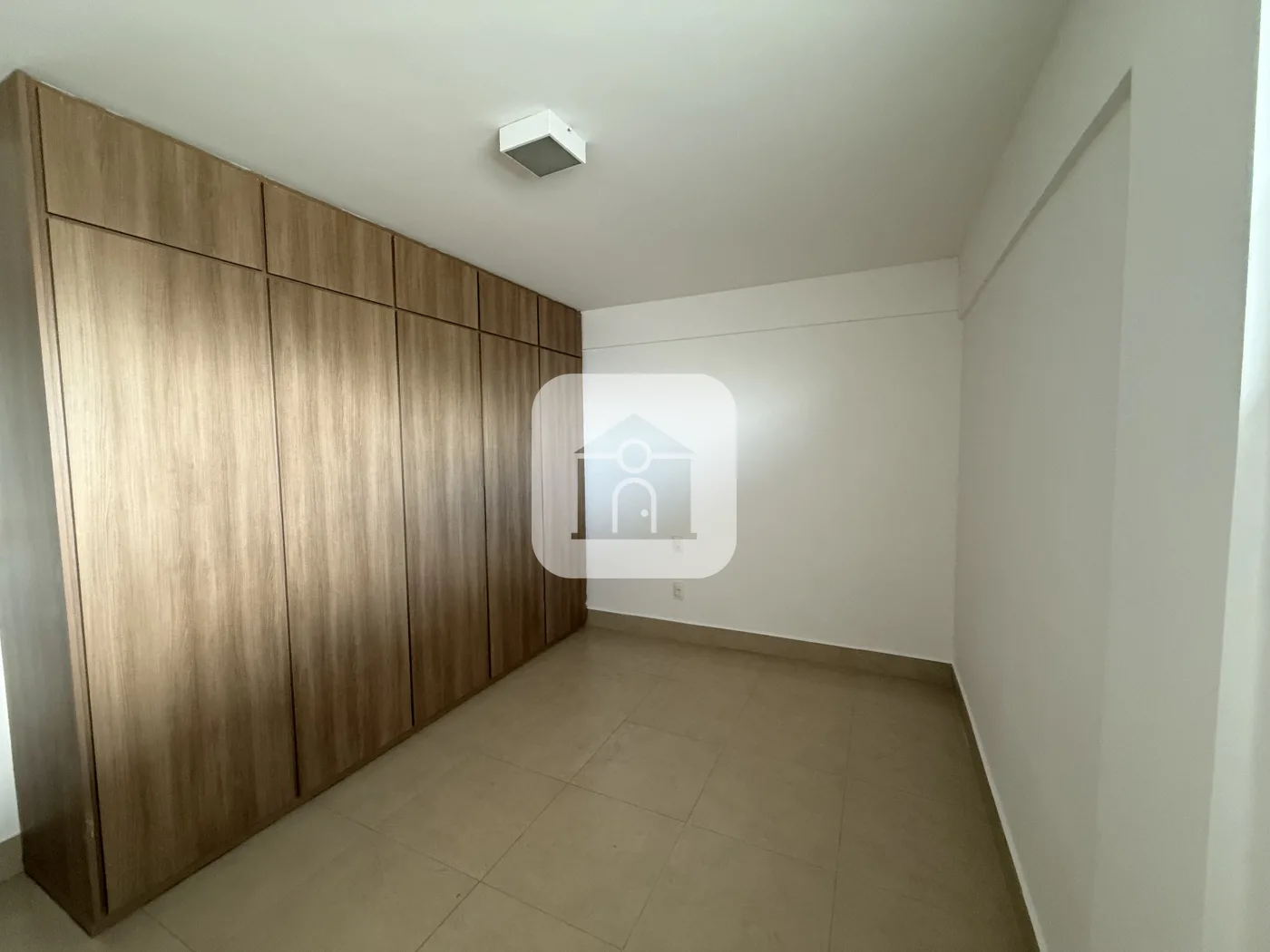 Alugar Apartamento / Padr&atilde;o em Uberl&acirc;ndia R$ 1.800,00 - Foto 7