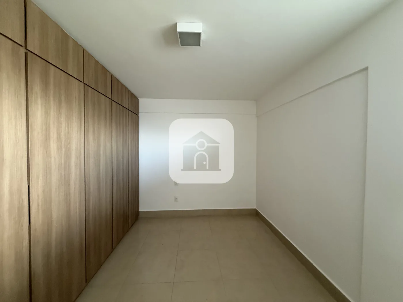 Alugar Apartamento / Padr&atilde;o em Uberl&acirc;ndia R$ 1.800,00 - Foto 11