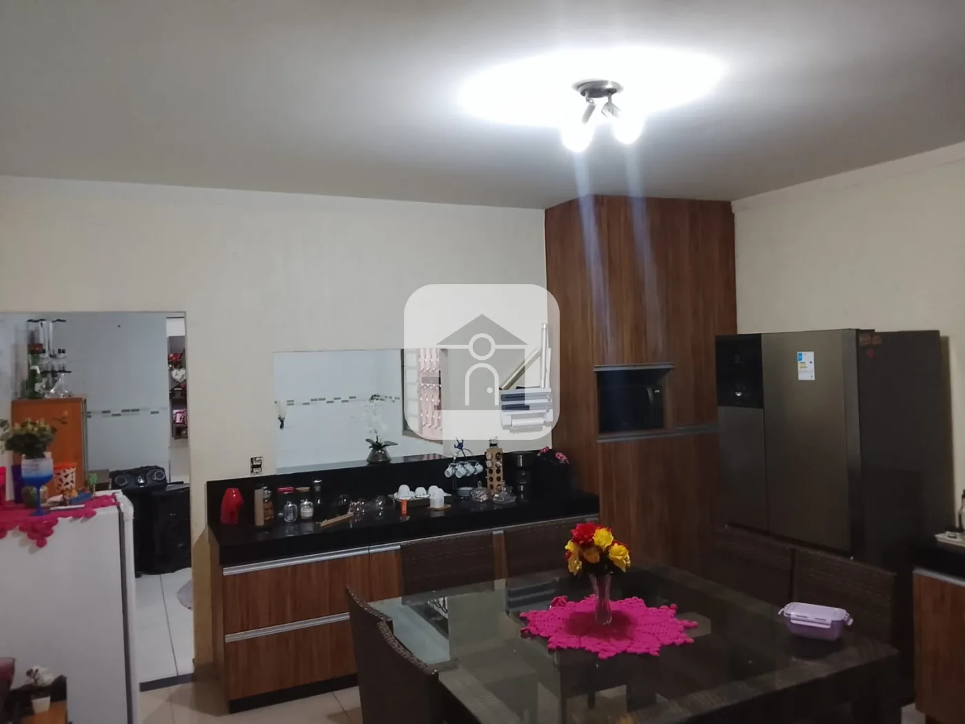 Alugar Casa / Padr&atilde;o em Uberl&acirc;ndia R$ 3.700,00 - Foto 1