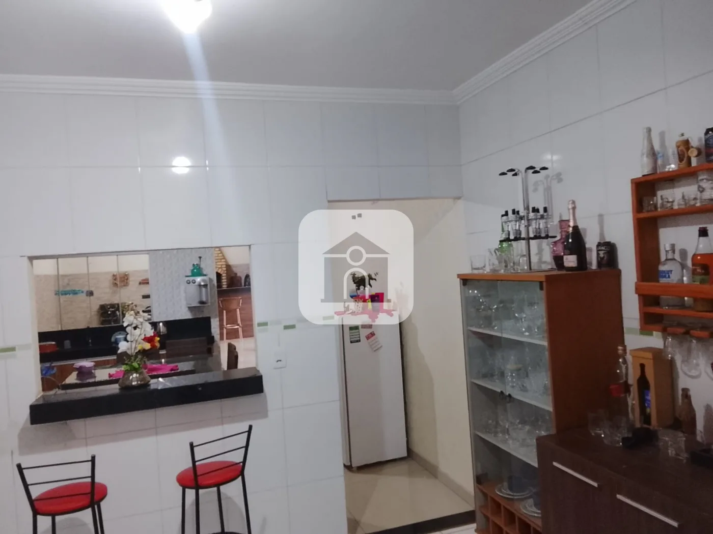 Alugar Casa / Padr&atilde;o em Uberl&acirc;ndia R$ 3.700,00 - Foto 2