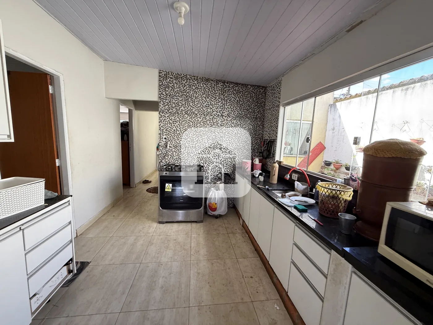 Alugar Casa / Padr&atilde;o em Uberl&acirc;ndia R$ 1.900,00 - Foto 2