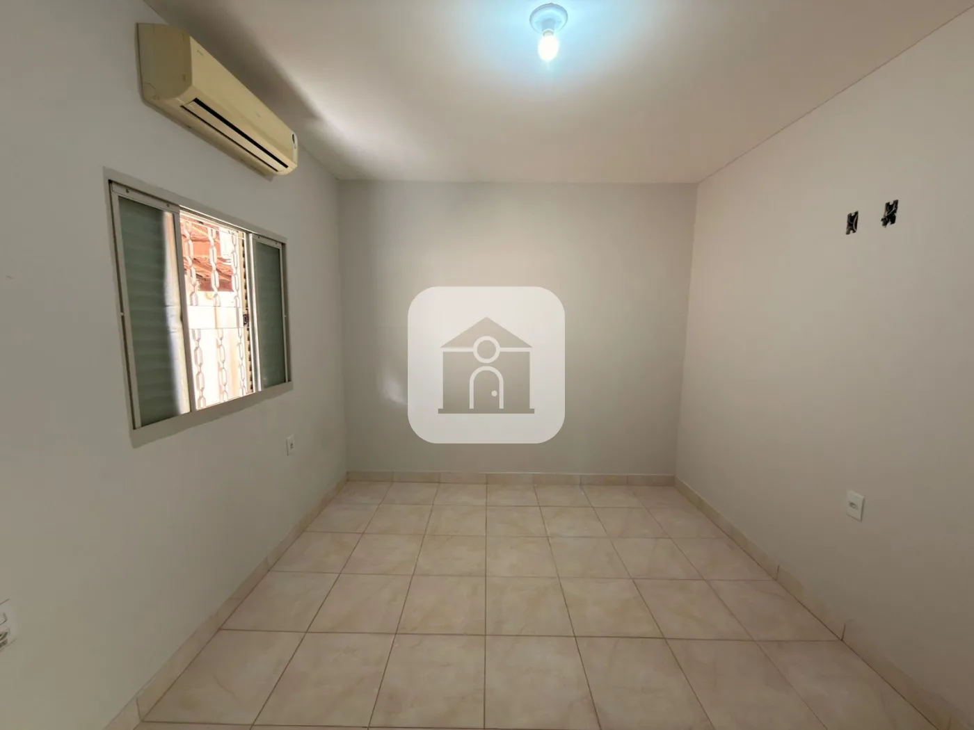 Alugar Casa / Padr&atilde;o em Uberl&acirc;ndia R$ 4.500,00 - Foto 19